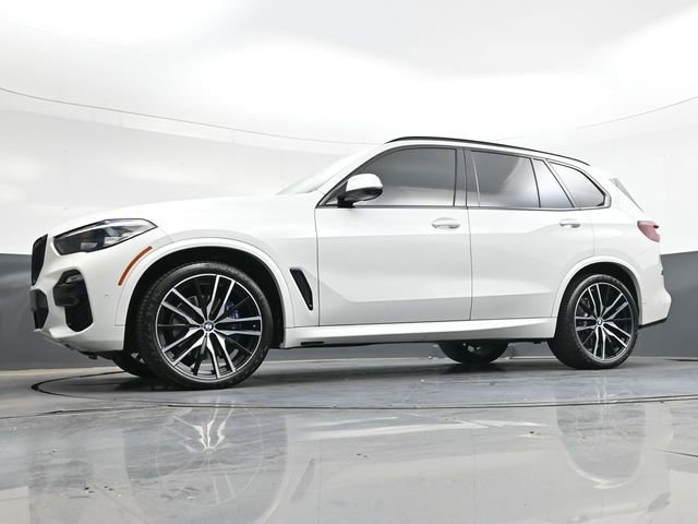 Used 2021 BMW X5 xDrive40i w/ M Sport Package AWD/4WD image 25