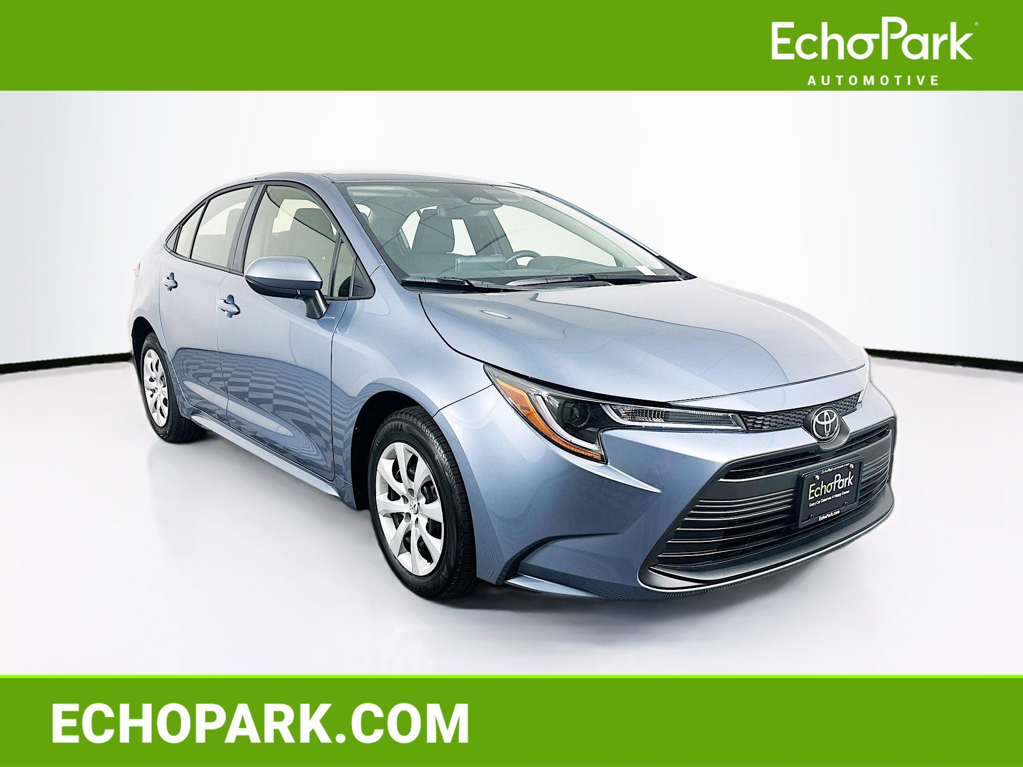 Used 2026 Toyota Corolla LE image 1