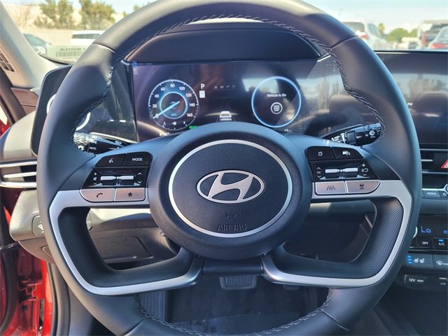 New 2025 Hyundai Elantra Limited image 12