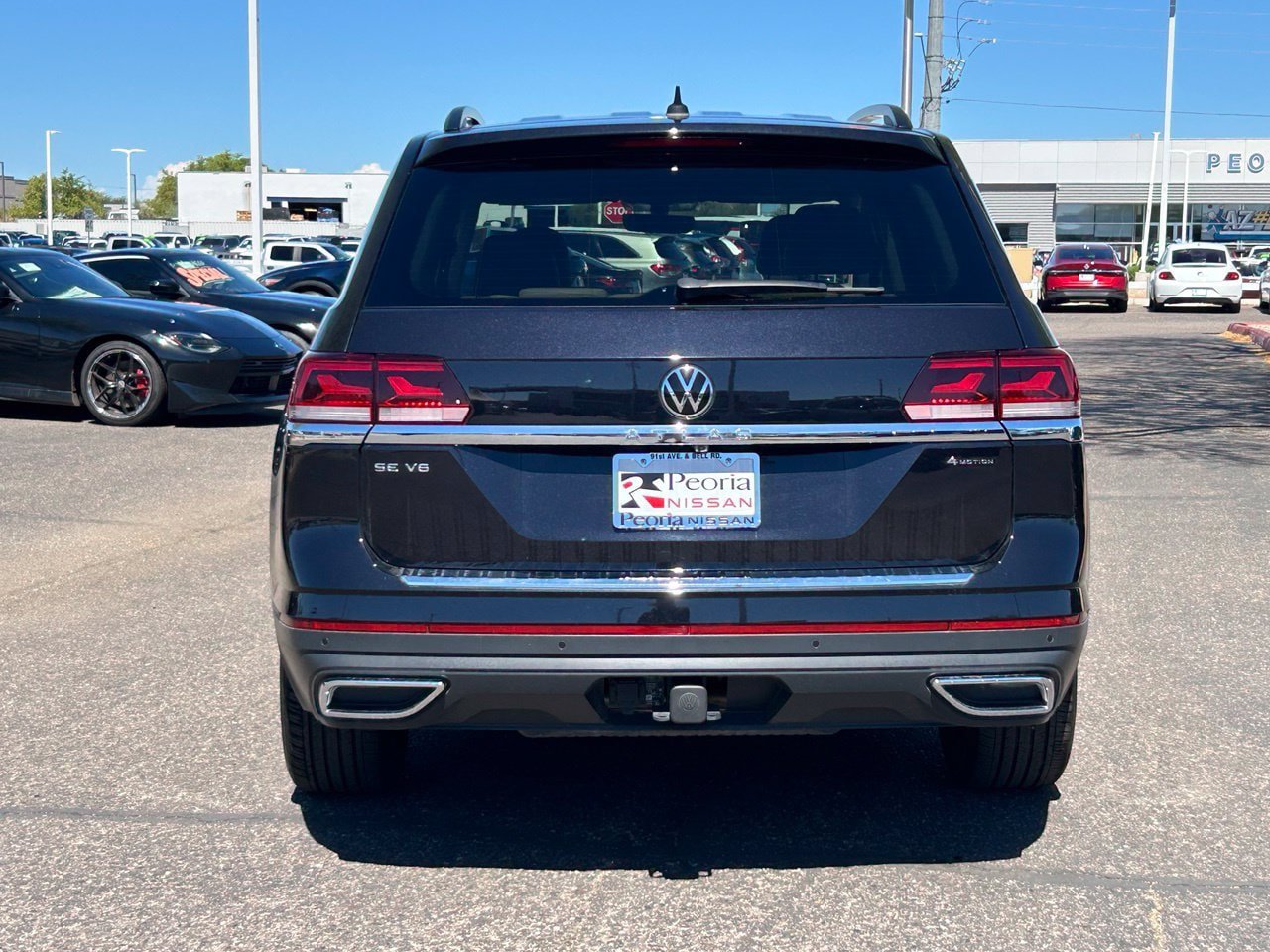 Used 2023 Volkswagen Atlas SE w/ Black Wheel Package AWD/4WD image 5