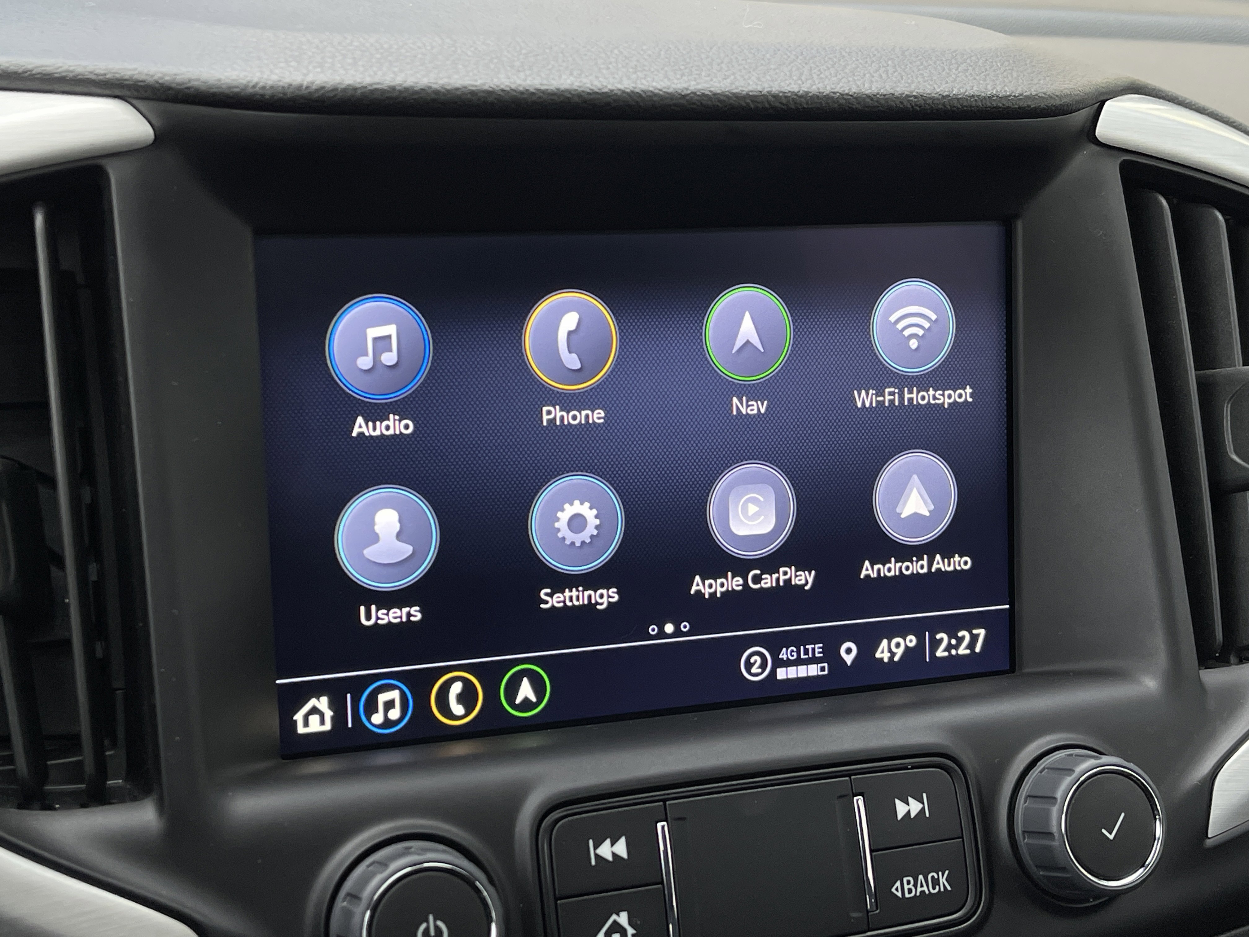 Used 2024 GMC Terrain SLT w/ Infotainment Package II image 30