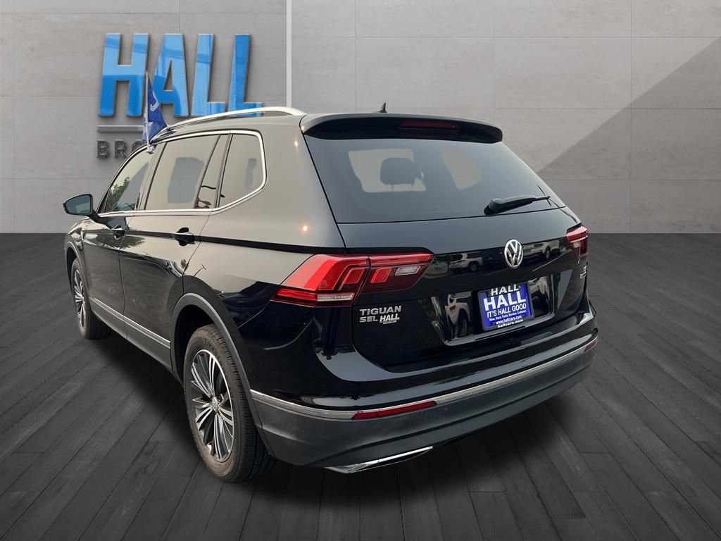 Used 2018 Volkswagen Tiguan SEL AWD/4WD image 3