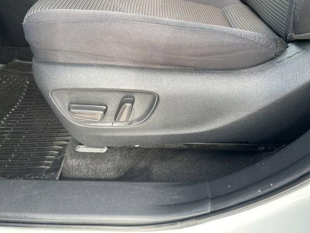 Used 2022 Toyota Highlander L image 14