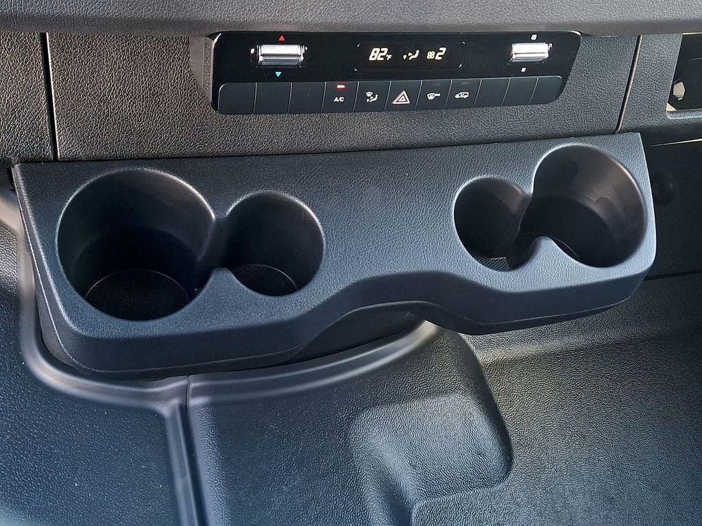 Used 2025 Mercedes-Benz Sprinter 2500 image 23