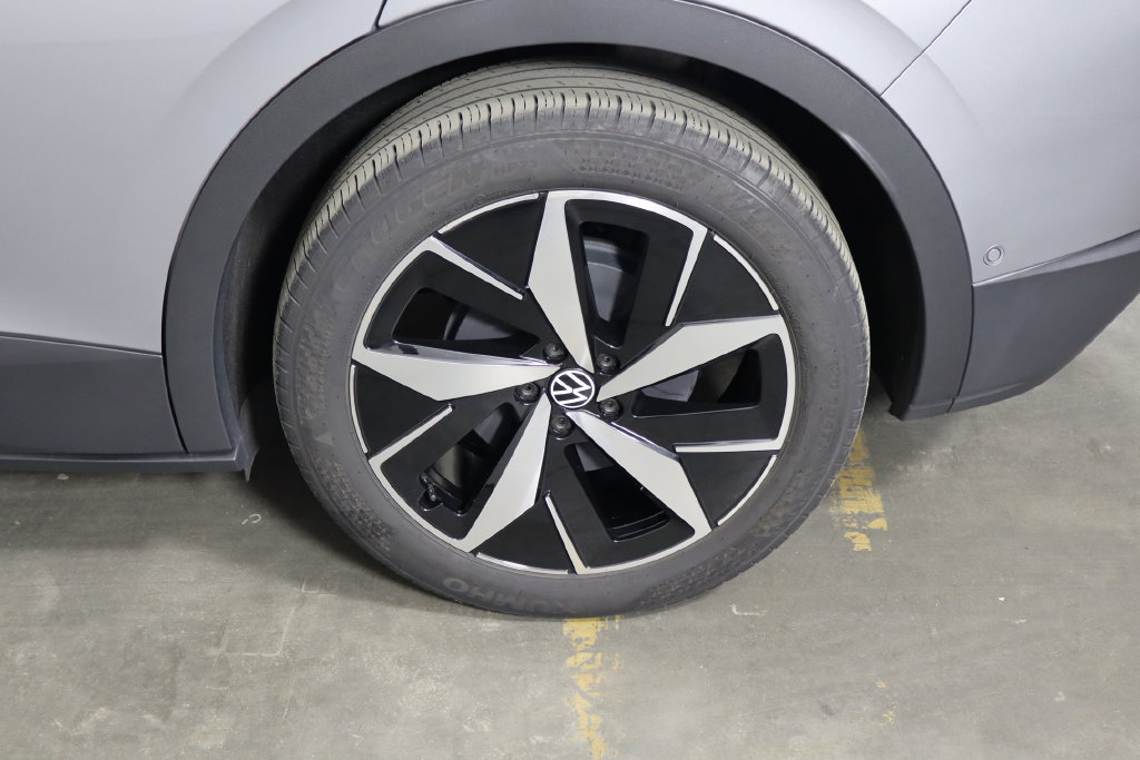 Used 2023 Volkswagen ID.4 S RWD image 46