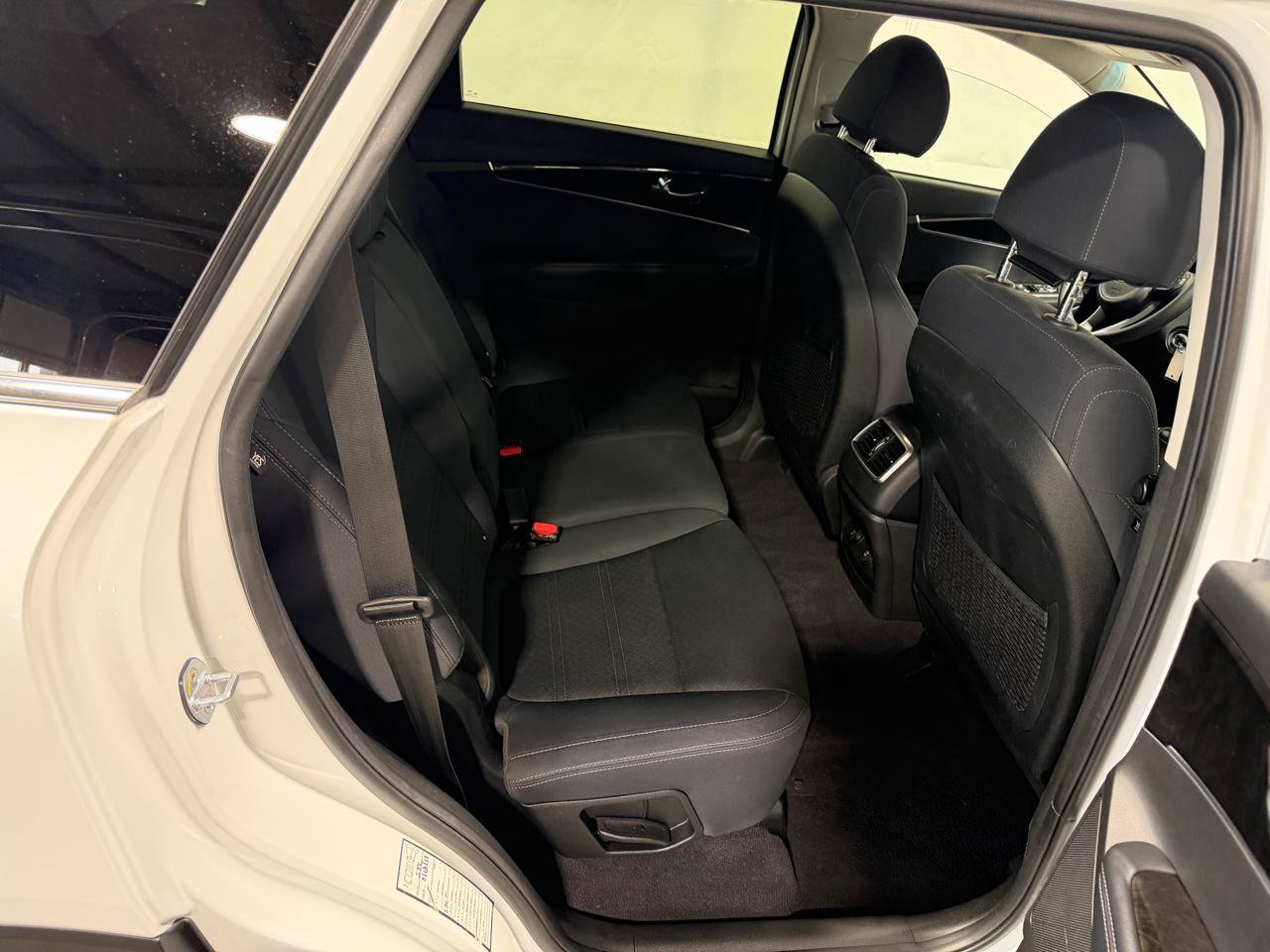 Used 2018 Kia Sorento LX AWD/4WD image 14