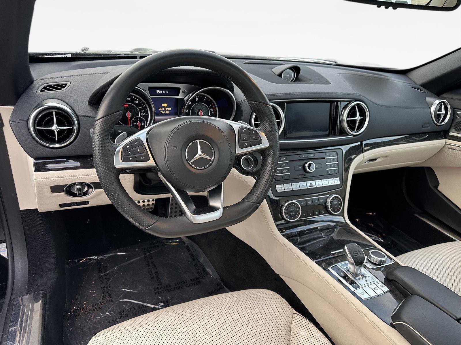 Used 2017 Mercedes-Benz SL 550 image 41