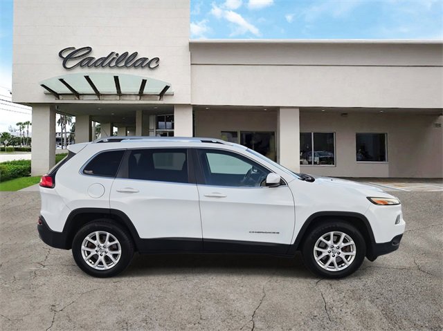 Used 2015 Jeep Cherokee Latitude w/ Cold Weather Group image 6
