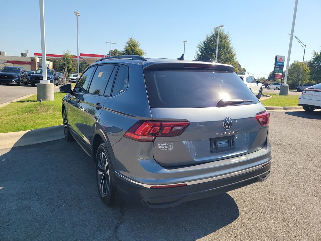 Used 2024 Volkswagen Tiguan S image 5