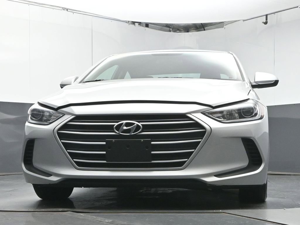 Used 2018 Hyundai Elantra SE w/ Cargo Package image 30