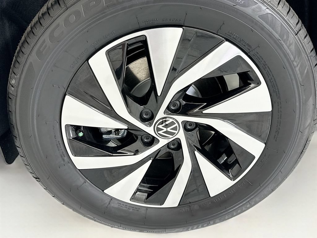 New 2026 Volkswagen Tiguan S FWD image 29