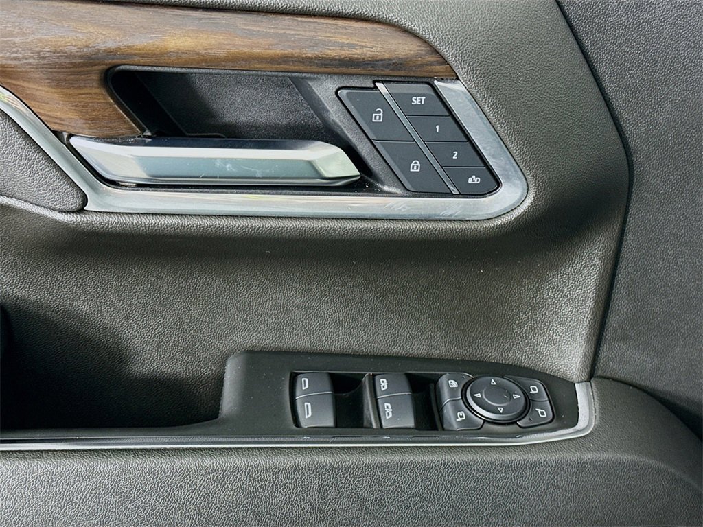 Used 2025 GMC Sierra 1500 SLT image 22