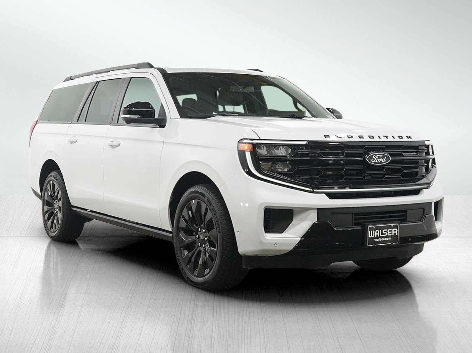Used 2025 Ford Expedition Max Platinum w/ Stealth Appearance Package AWD/4WD image 8