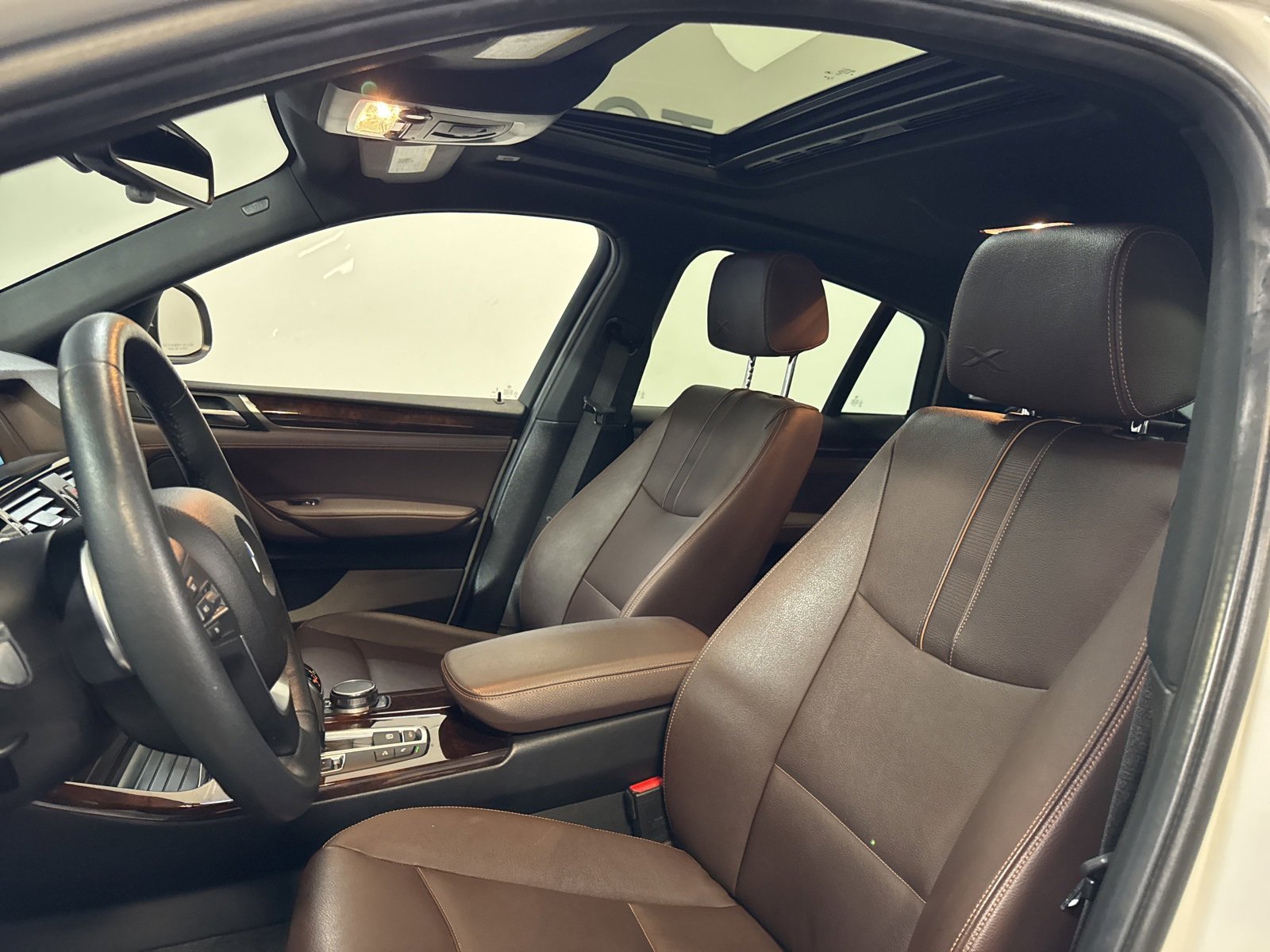 Used 2018 BMW X4 xDrive28i image 11