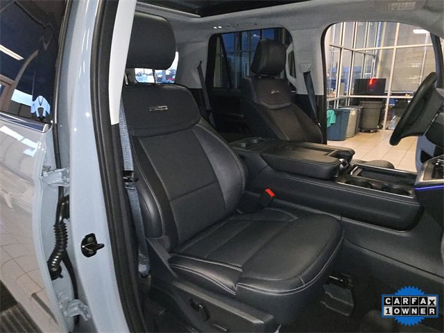 Used 2025 Ford Expedition Platinum image 26