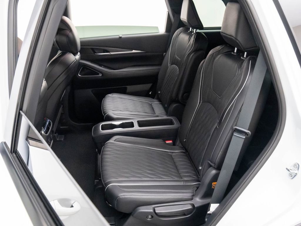 New 2026 INFINITI QX60 Autograph w/ Dark Cargo Package image 14