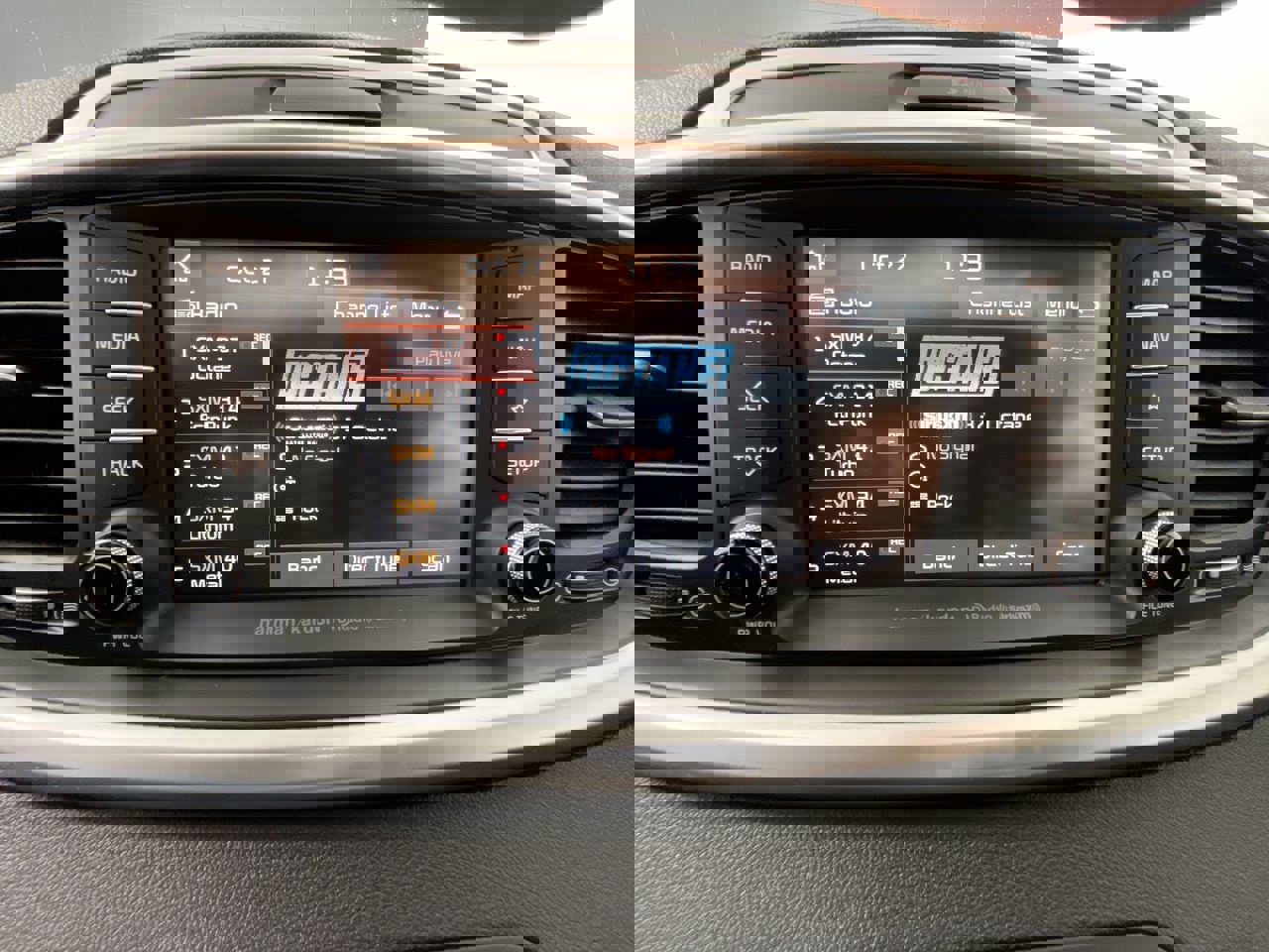 Used 2019 Kia Sorento EX w/ EX Touring Package image 27