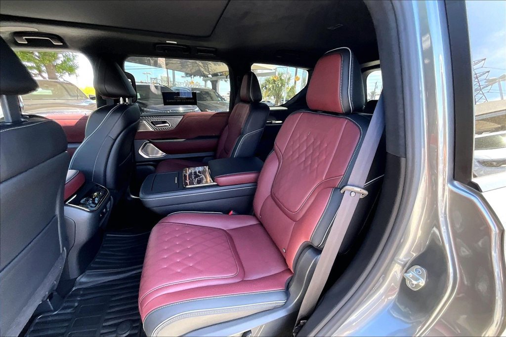 Used 2026 INFINITI QX80 Autograph w/ Premium Cargo Package AWD/4WD image 35