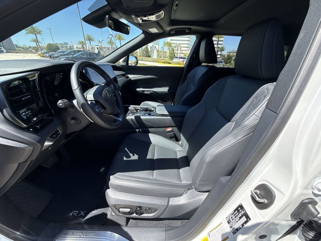 Used 2026 Lexus RX 350 Premium w/ Accessory Package (Z1) image 30