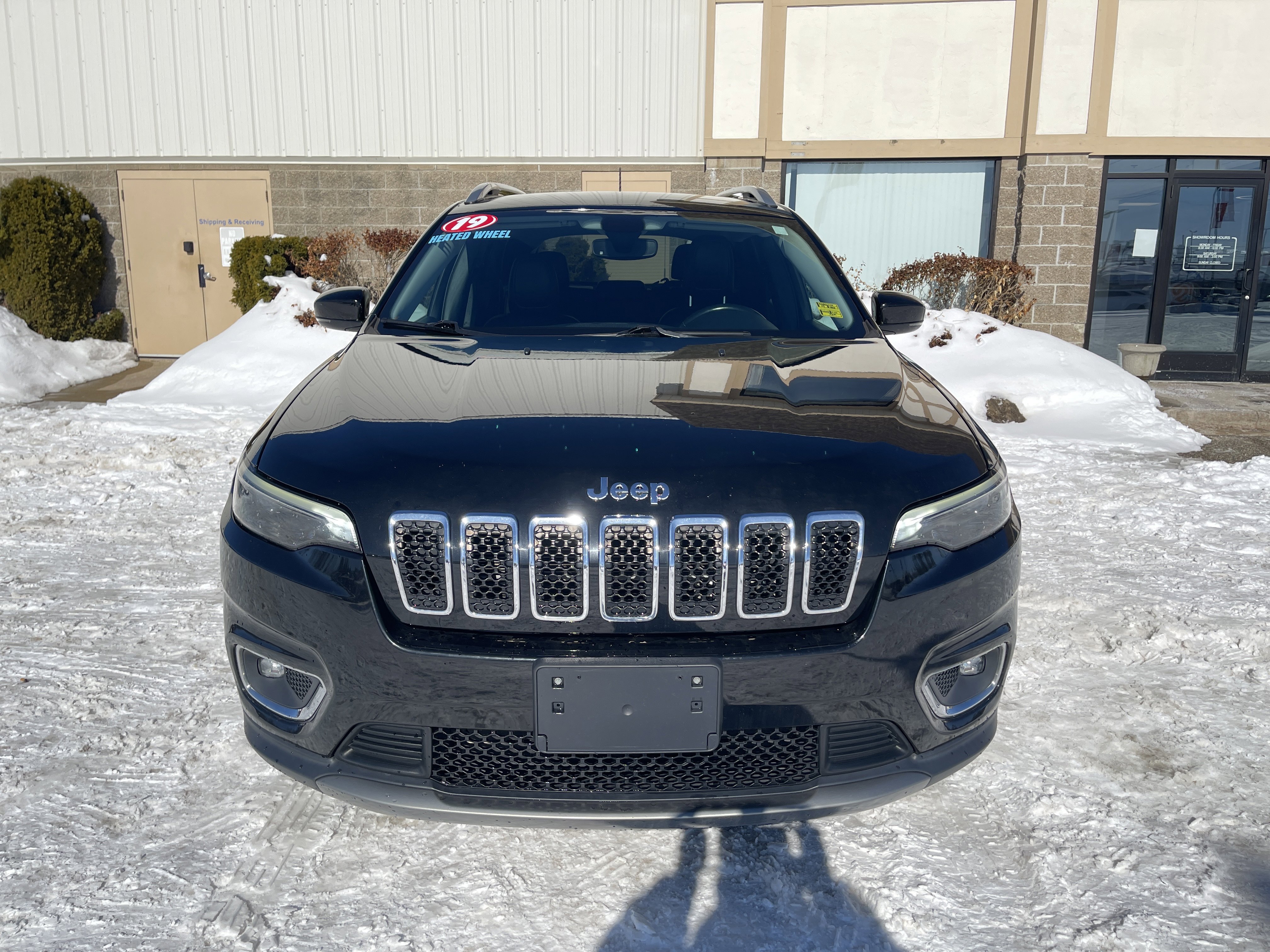 Used 2019 Jeep Cherokee Limited image 8