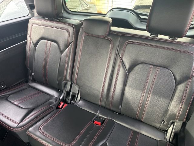 Used 2022 Ford Expedition Limited image 10