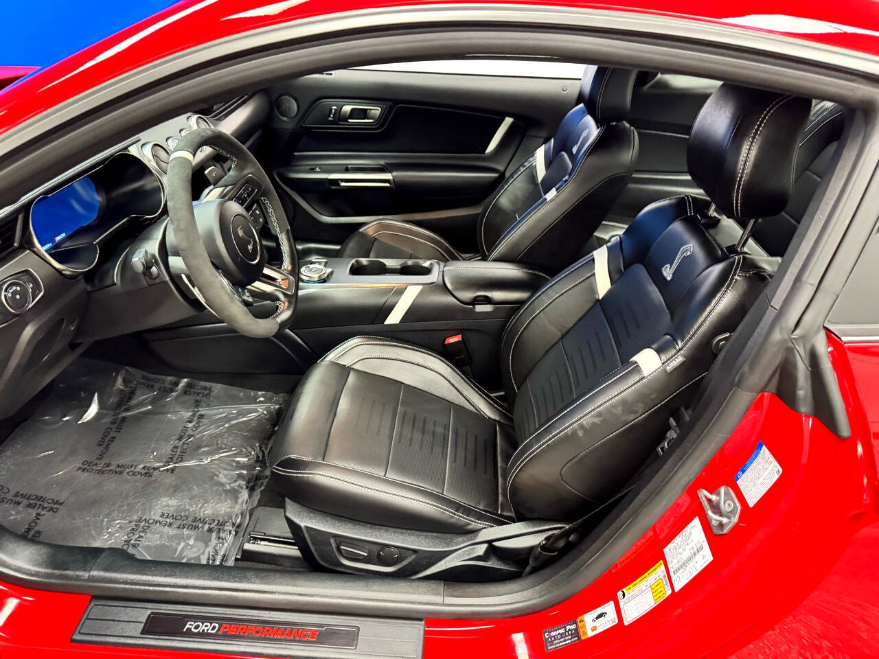 Used 2022 Ford Mustang Shelby GT500 w/ Technology Package image 13