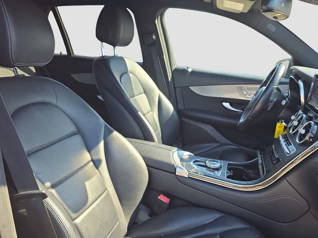 Used 2019 Mercedes-Benz GLC 300 image 19