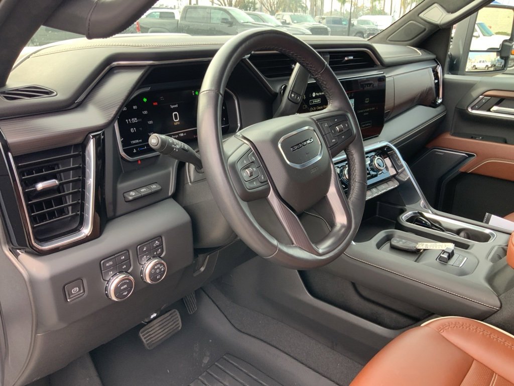 Used 2024 GMC Sierra 2500 Denali Ultimate w/ Max Trailering Package image 16