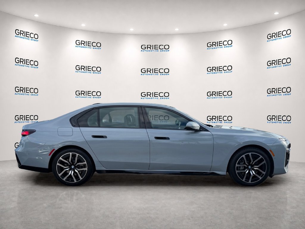 Used 2025 BMW 740i RWD image 8