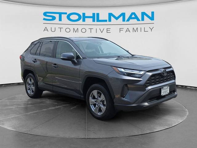 Used 2024 Toyota RAV4 XLE AWD/4WD image 3