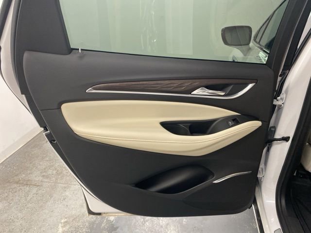 Used 2023 Buick Enclave Avenir w/ Avenir Technology Package image 23