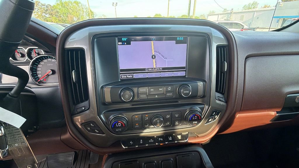 Used 2018 Chevrolet Silverado 2500 High Country w/ Duramax Plus Package image 28