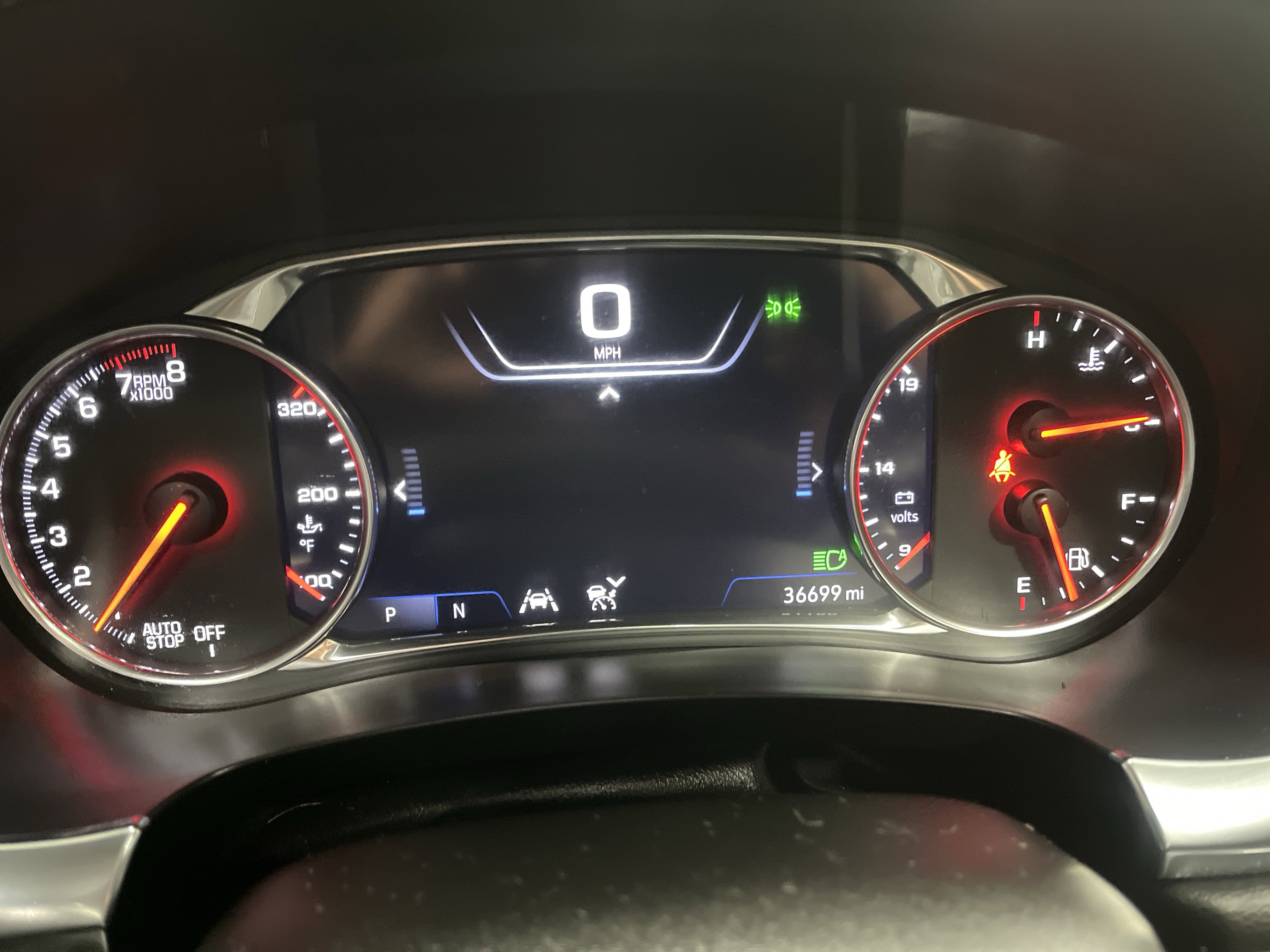 Used 2023 Chevrolet Traverse High Country image 32