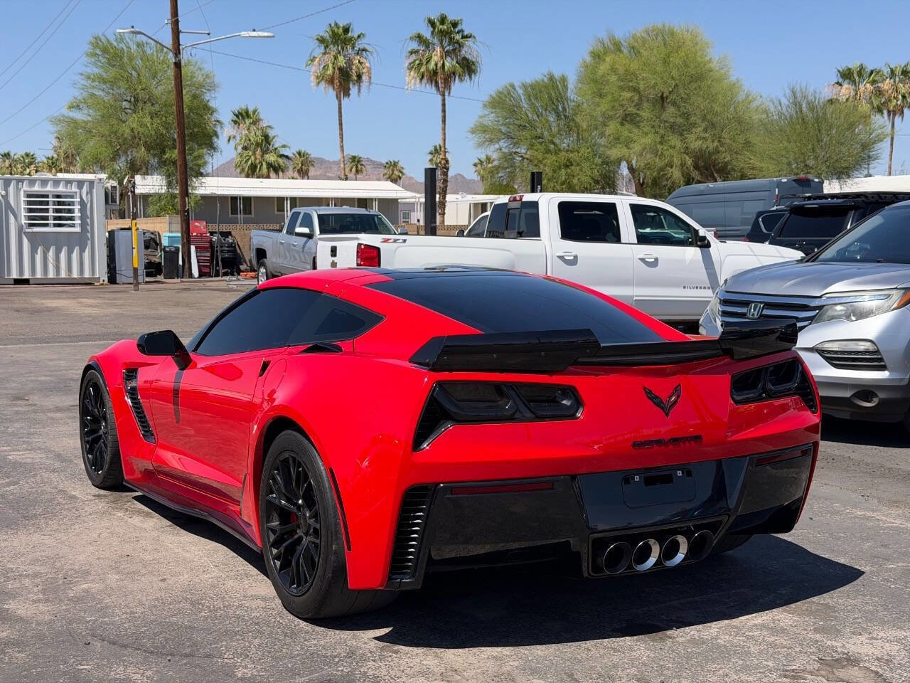 Used 2015 Chevrolet Corvette Z06 w/ 3LZ Preferred Equipment Group RWD image 8