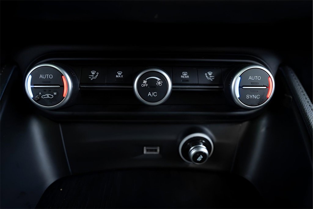 Used 2021 Alfa Romeo Stelvio Sprint w/ Nero Edizione image 47