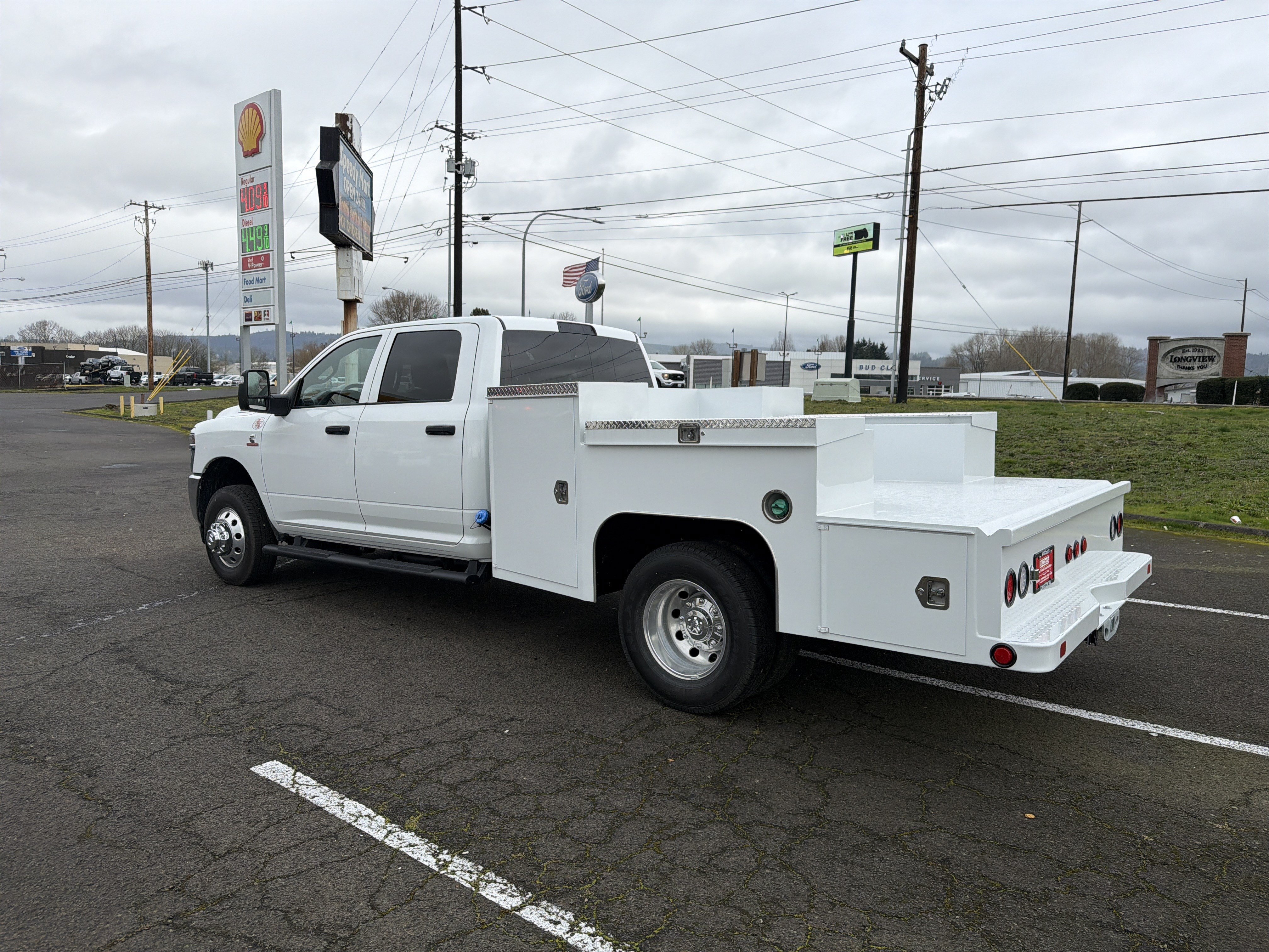 New 2026 RAM 3500 Tradesman w/ Chrome Appearance Group AWD/4WD image 2