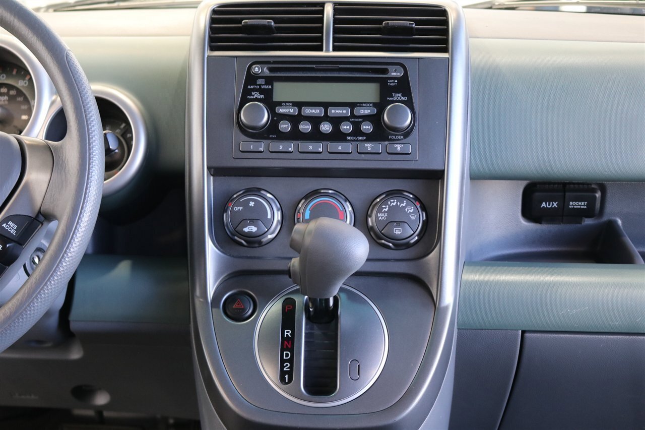 Used 2005 Honda Element EX image 73