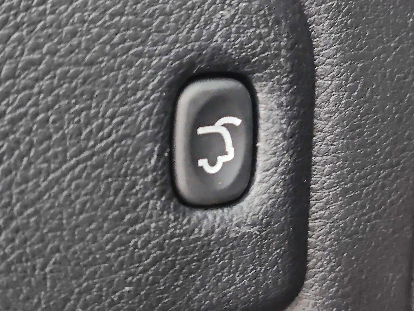 Certified 2024 Dodge Durango R/T image 28