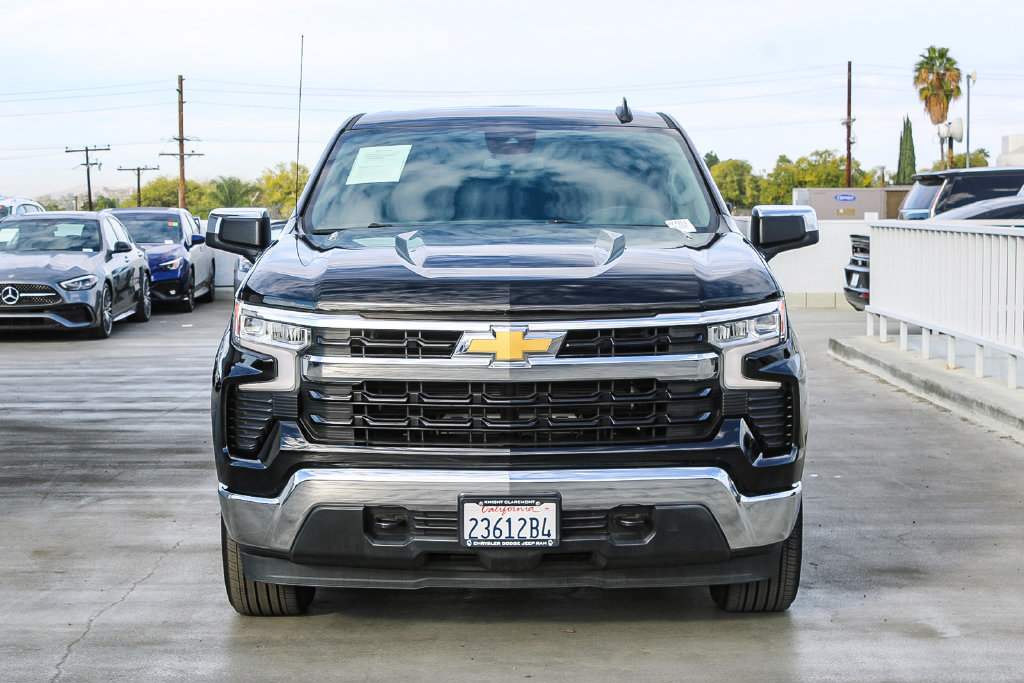Used 2024 Chevrolet Silverado 1500 LT AWD/4WD image 3