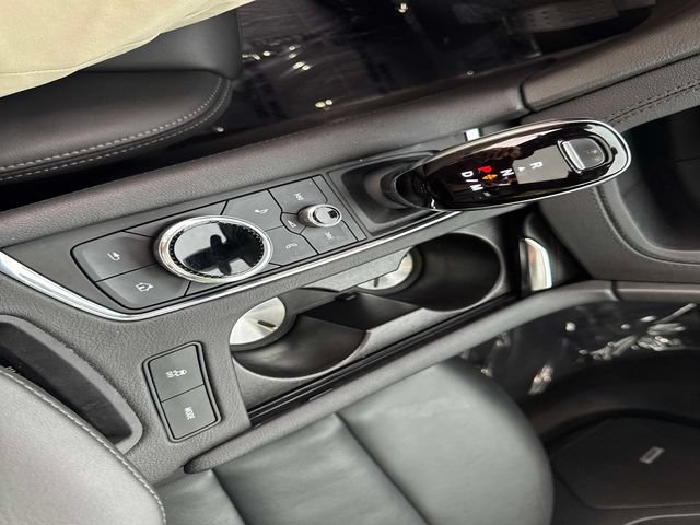 Used 2022 Cadillac XT6 Premium Luxury FWD image 28