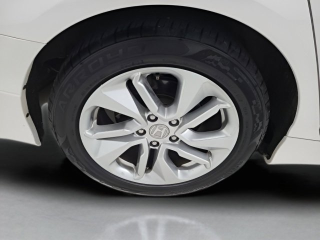 Certified 2019 Honda Accord LX image 12