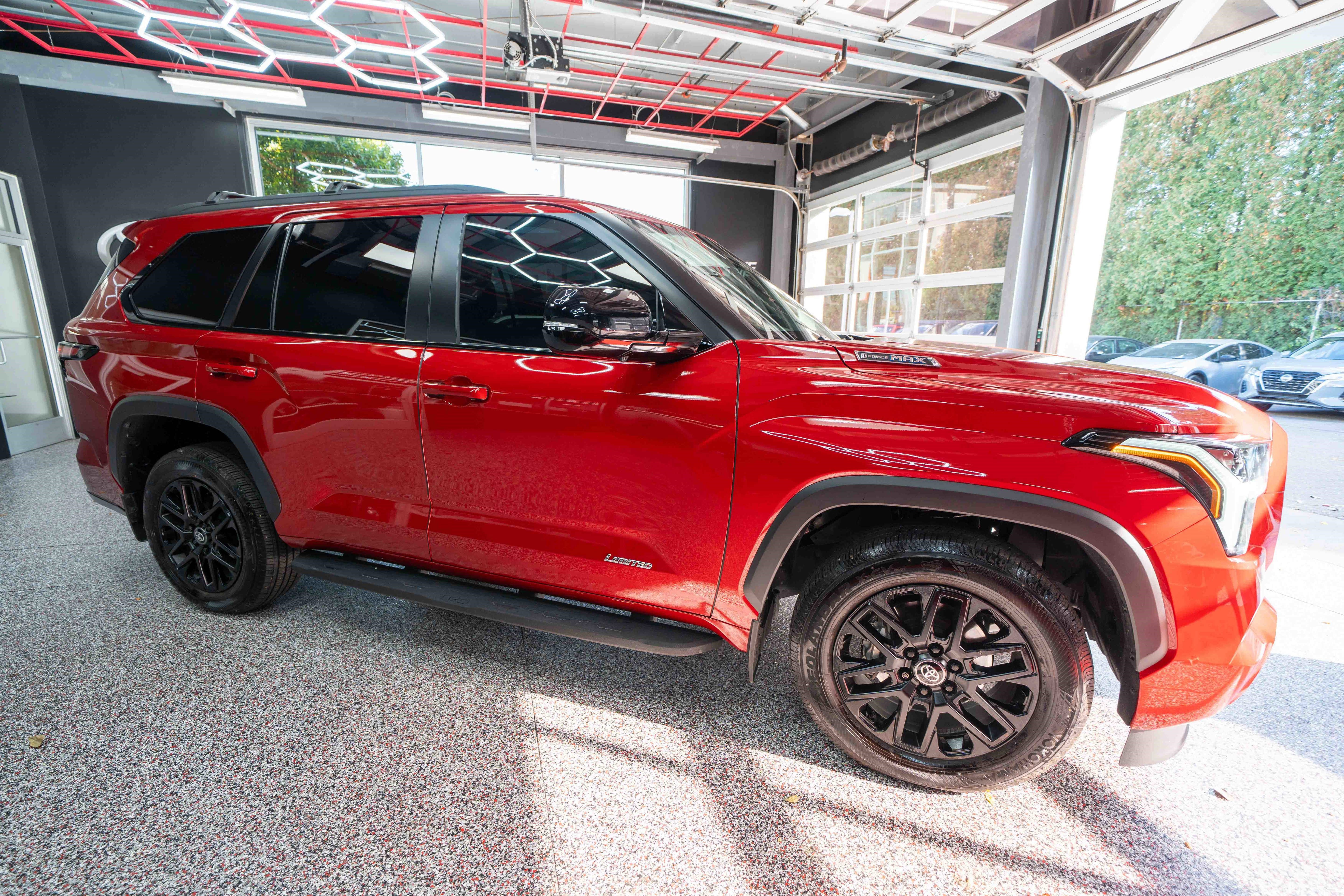 Used 2025 Toyota Sequoia Limited w/ Tow Technology Package image 5