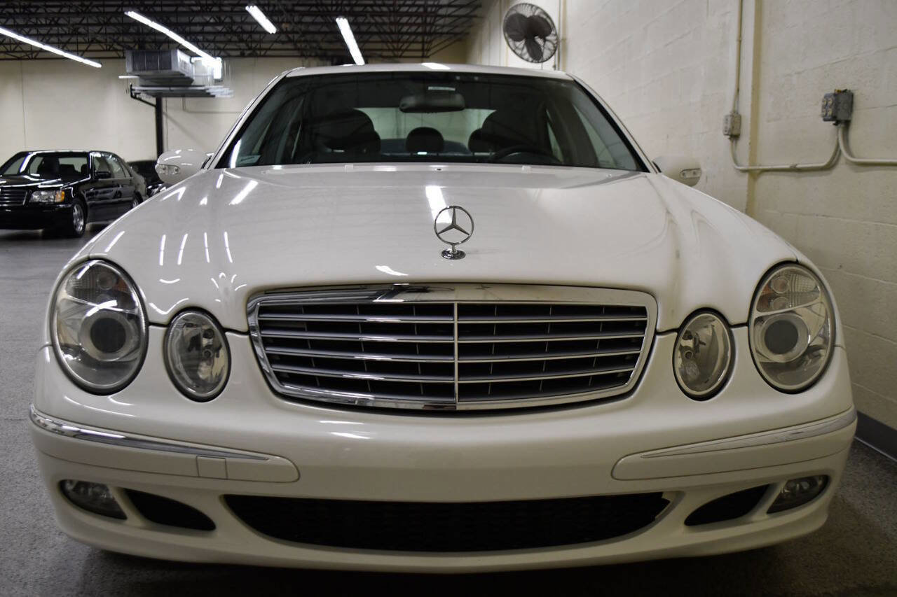 Used 2005 Mercedes-Benz E 320 CDI Sedan image 5