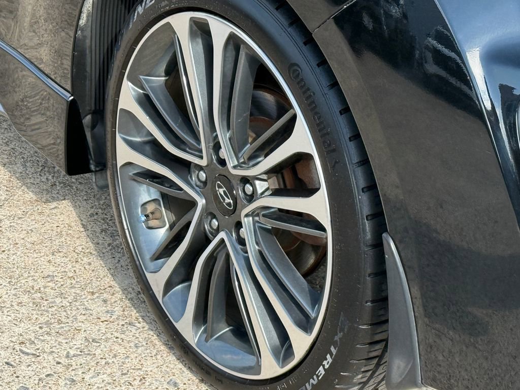 Used 2016 Hyundai Veloster Turbo R-Spec image 10