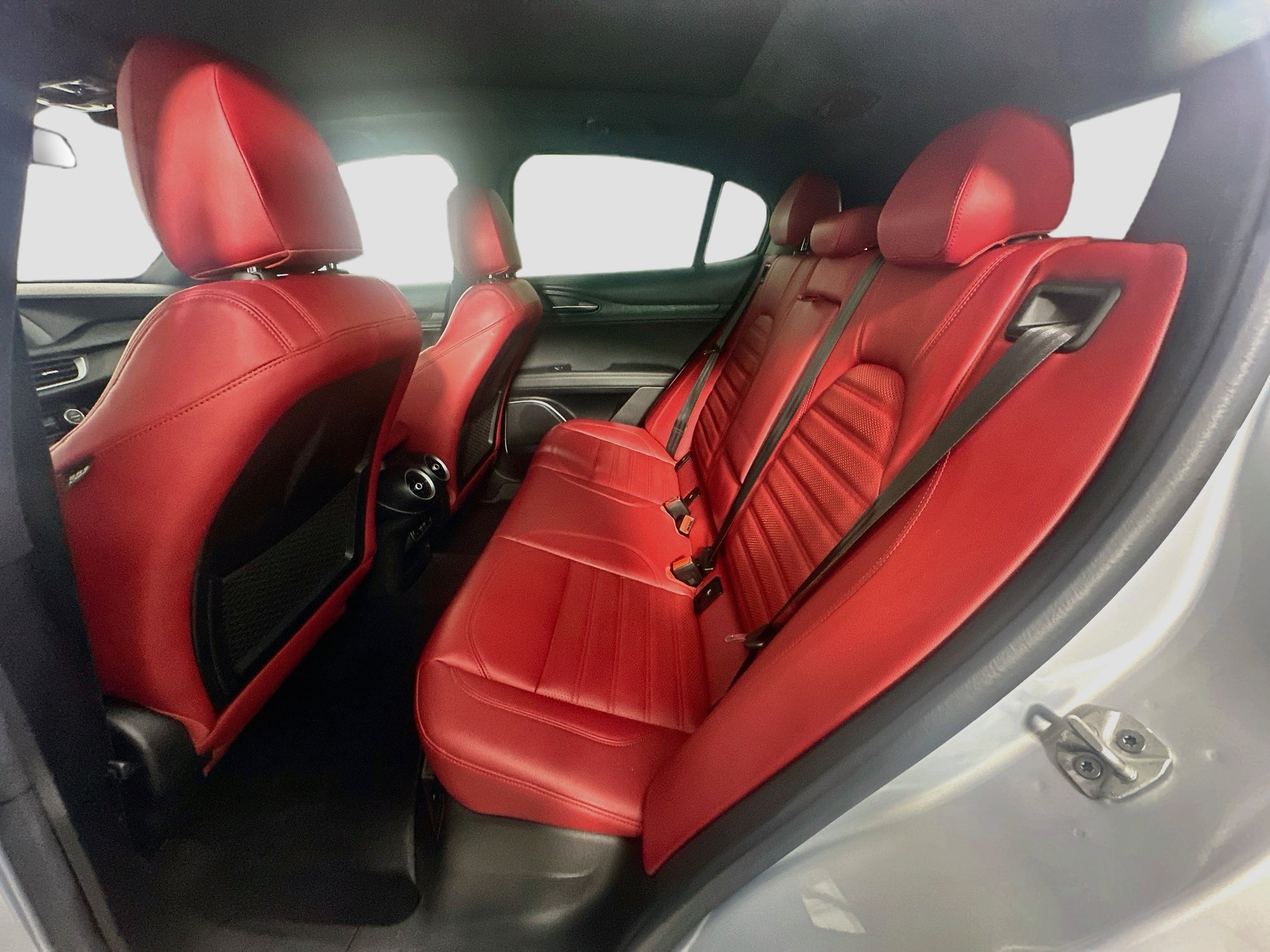 Used 2023 Alfa Romeo Stelvio Sprint RWD image 29