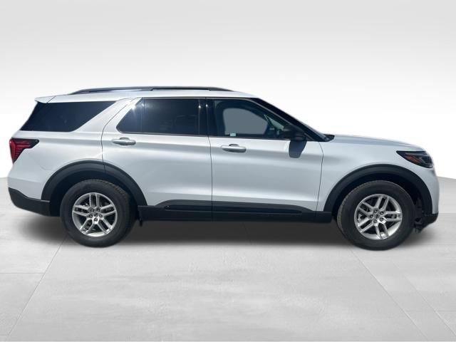 New 2026 Ford Explorer Active w/ Active Comfort Package RWD image 7