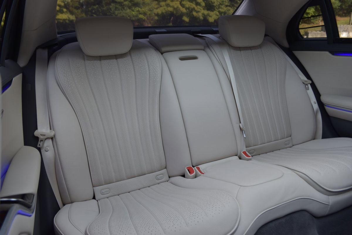 Used 2023 Mercedes-Benz S 500 4MATIC image 36