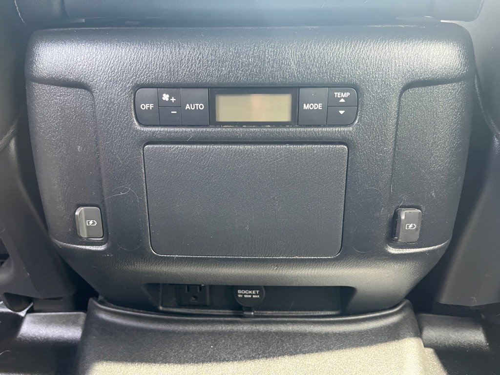 Used 2019 Nissan Armada SL w/ Premium Package image 18