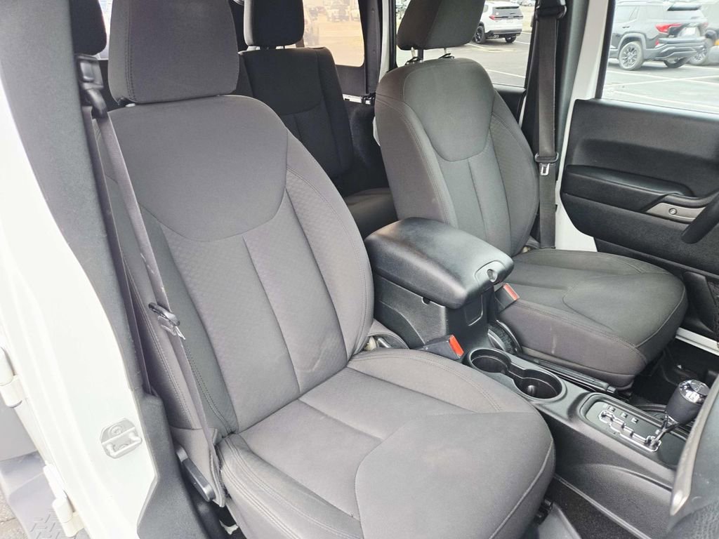 Used 2017 Jeep Wrangler Unlimited Sport w/ Quick Order Package 24S image 17