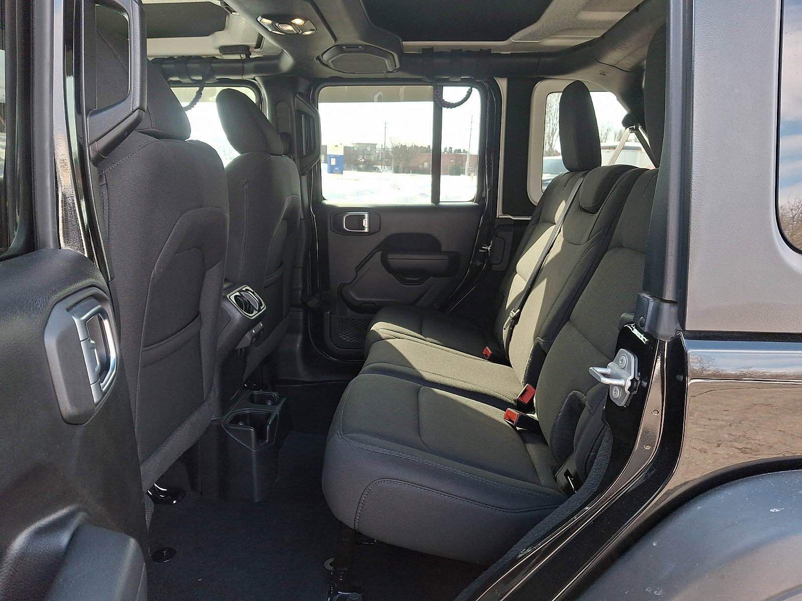 Used 2022 Jeep Wrangler Unlimited Sport image 11